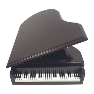Elegante Caja Musical de Piano Clásica Personalizada para Niñas - Product Image 1