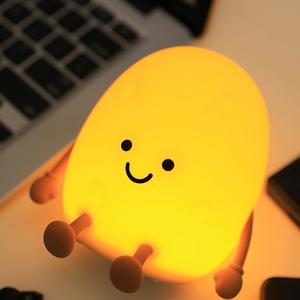 Lampe de table de nuit de pomme de terre de dessin animé Base de lumière LED USB RVB réglable et rechargeable avec des tailles moyennes d'émission blanc chaud - Product Image 6