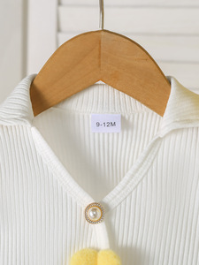 Ensemble de vêtements d'été décontractés pour petites filles, 2 pièces, <span class=keywords><strong>gilet</strong></span> à col <span class=keywords><strong>blanc</strong></span>, décoration en forme de cœur moelleux, jupe plissée, polyester/coton, enfants - Product Image 4