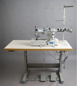 Máquina de Coser Industrial Doméstica de Alta Velocidad JUKKY JK500A de 3 Agujas <span class=keywords><strong>y</strong></span> 5 Hilos con Cuerpo de Máquina de Base Plana - Product Image 4
