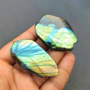 Pierres précieuses en Labradorite naturelle, 2 pièces polies, taille naturelle brute, spécimen, décoration de jardin, vente en gros - Product Image 3