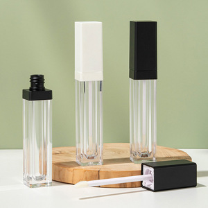 Envases de Tubos de Brillo Labial Transparentes con Logotipo Personalizado, Tubo de Lápiz Labial Cuadrado Vacío Transparente de 10 ml y 10 g con Tapa Negra - Product Image 1