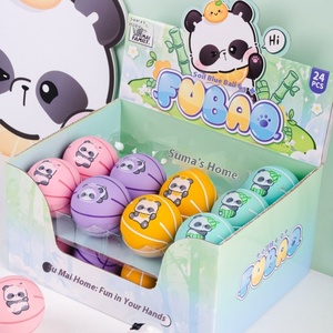 ลูกบาสเก็ตบอลขนาดเล็ก 6 ซม. ของเล่นกีฬาสำหรับเด็ก ลูกบอลยางยืดหยุ่น ของเล่นแบบกลวงและช่วยคลายเครียด - Product Image 1
