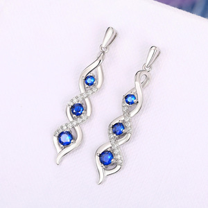 Orecchini Lunghi Vintage in Stile Barocco per Donne, Eleganti Accessori per l'Orecchio da Indossare Quotidianamente - Product Image 4