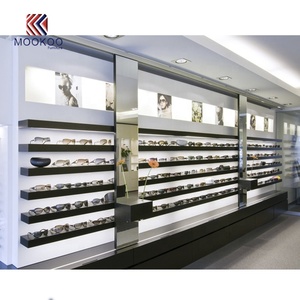 Design d'Interni Moderno per Negozio di Occhiali con Illuminazione LED Personalizzata <span class=keywords><strong>e</strong></span> Montature in Legno, Metallo <span class=keywords><strong>e</strong></span> Vetro - Product Image 4