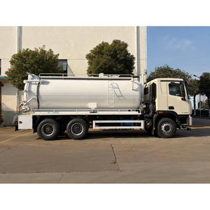 Camion-citerne d'aspiration des eaux usées Foton Auman 18 CBM équipé d'une pompe à vide italienne pour l'aspiration et le transport des eaux usées - Product Image 1