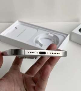 ใช้สำหรับ 15 Pro Max แรม 8GB หน้าจอ 6.7 นิ้ว กล้อง 48MP/20MP รองรับ 5G ไม่ติดตั้งซิม รุ่น US ของแท้ รีเฟอร์บิช พร้อมอุปกรณ์เสริม - Product Image 5