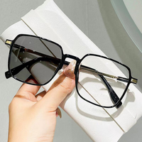 Lunettes de myopie à couleur changeante, unisexes, ultra-légères, rétro, anti-lumière bleue, style coréen, monture carrée tendance