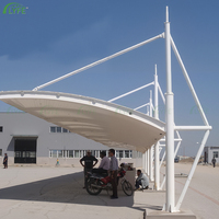 Structure de carport moderne préfabriquée Lyfe à toit courbé en membrane pour hôtels et villas, installation facile, auvent de stationnement extérieur