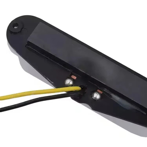 Micro de guitare électrique ST noir de haute qualité avec barre céramique décalée - Product Image 4