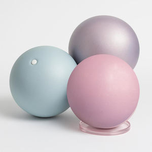 Pelota <span class=keywords><strong>de</strong></span> Pilates <span class=keywords><strong>de</strong></span> PVC, Pequeña, <span class=keywords><strong>de</strong></span> 9 Pulgadas, Mini Pelota <span class=keywords><strong>de</strong></span> Ejercicio Suave y Duradera para Masaje, Estabilidad, Barra, <span class=keywords><strong>Yoga</strong></span>, Ejercicio Físico, Mate - Product Image 2