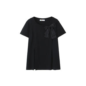 Camiseta Negra con Lazo para Mujer Talla Grande Runqi, Manga Corta, Tejida, Color Sólido, con Etiqueta N8961 - Product Image 1