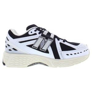 Zapatillas para caminar New Balance 1906Gs para niñas, color blanco y negro, talla 3Y - Product Image 2