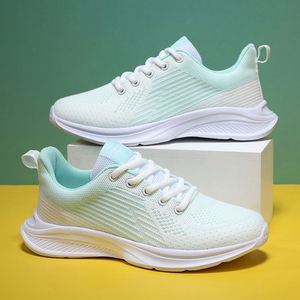 Nouvelles chaussures pour femmes printemps 2024, baskets en maille respirante - Product Image 4