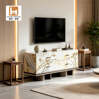 Mueble para TV de Mármol con Motivo de Bambú y Detalles Dorados, Centro de Entretenimiento Moderno de Perfil Bajo para Sala de Estar