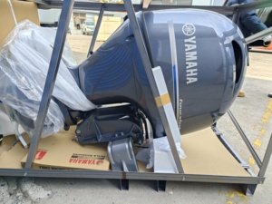 Motor para Barco F90CET de 4 Tiempos y 90HP a Precio Competitivo para Uso en Barcos Pesqueros y Yates - Product Image 4