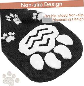 Zapato pequeño de alta calidad para zapatos de diseñador, almohadillas adhesivas para mascotas, Protector de pata, botines <span class=keywords><strong>Crocs</strong></span> para perros, <span class=keywords><strong>calcetines</strong></span> de agarre para perros con estampado de mascotas - Product Image 5