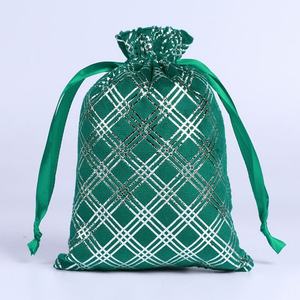 Christmas Tree Themed <b>Drawstring</b> Gift <b>Bags</b> Party Favor Packaging Set <b>Canvas</b> Festive Pouches - Product Image 6