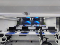 Studio de radiodiffusion Salle de commande d'éclairage Console élégante Bureau d'opération ergonomique moderne pour centres de commande et de production