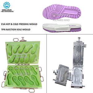 قوالب نعال أحذية كرة القدم الرجالية المخصصة لعام <span class=keywords><strong>2026</strong></span>، قوالب نعال خارجية من المطاط والإيفا - Product Image 3