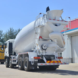 Camiones Mezcladores de Concreto HOWO 8x4 de Segunda Mano con Motor Diésel de Alta Eficiencia, Capacidad de Mezcla de 7m3, 336/371/375/420/460hp, Usados en Construcción - Product Image 2