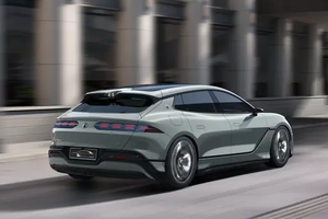 BYD Denza Z9GT DM PHEV Auto GT di punta con batteria Blade da 63,8 kWh, ricarica rapida e guida intelligente - Product Image 5