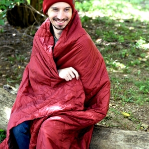Couverture matelassée de camping en polyester recyclé natif pour adultes, rouge <span class=keywords><strong>Warrens</strong></span>, taille ouverte 79 "L X 55" W - Product Image 2