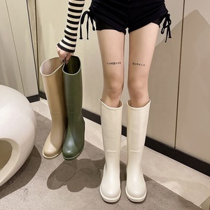 Botas de chuva femininas em PVC de cor pura de alta qualidade, sapatos de chuva à prova d'água para mulheres, moda feminina antiderrapante - Product Image 5