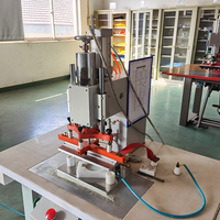 Machine de gaufrage à haute fréquence de 8 kW pour le cuir TPU PU, le cuir, le gaufrage des chaussures, le gaufrage mat