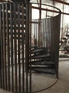 Fluchtspiraltreppe mit Käfiggeländer - Product Image 6