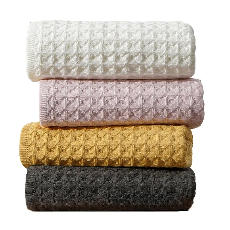 Asciugamano da bagno in cotone waffle all'ingrosso asciugamano da bagno indossabile 70*140cm asciugamano da bagno personalizzato