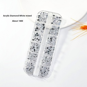 Mélange de strass 3D en plastique rouge, vert et or pour manucure, flocons de neige, perles et paillettes pour Noël - Product Image 6