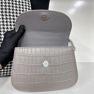Custom Crocodile Leather Box Bag – Versatile Work & Date Night Crossbody Shoulder Bag for Women | Luxury Lady Purse Wholesale - Product Image 3