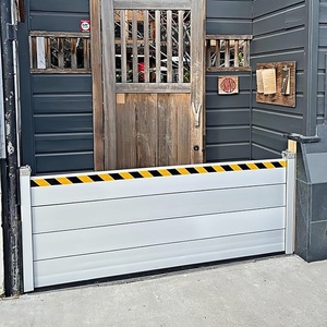 Barrière anti-inondation industrielle robuste, système mural modulaire en alliage <span class=keywords><strong>d</strong></span>'aluminium T5 avec service de <span class=keywords><strong>d</strong></span>écoupe pour la <span class=keywords><strong>d</strong></span>éfense des propriétés - Product Image 1