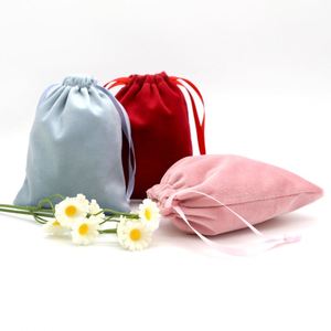 Sac à cordon pliable en velours luxueux, doux et confortable, de haute qualité, personnalisé, disponible en plusieurs couleurs, pour le rangement de bijoux de luxe - Product Image 2
