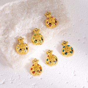 Mariquita de acero inoxidable <span class=keywords><strong>Coccinella</strong></span> <span class=keywords><strong>septempunctata</strong></span> con colgante de diamantes de imitación dijes de insectos para la fabricación de joyas DIY - Product Image 6