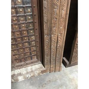 Puerta antigua con tallado en madera maciza y durabilidad, puertas antiguas para HOTEL, casa de campo, CLUB y VILLA - Product Image 6