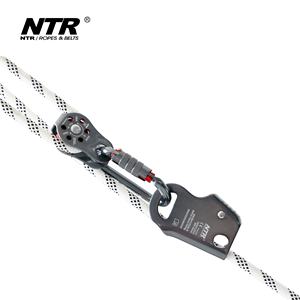 Polea de <span class=keywords><strong>cuerda</strong></span> de 30KN de aleación de aluminio, polea giratoria única para escalada en <span class=keywords><strong>roca</strong></span>, árbol fijo, rappel, Arborist Rescue - Product Image 4