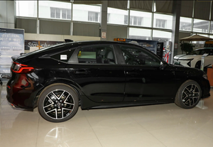 Honda <span class=keywords><strong>Civic</strong></span> 2023 d'occasion, berline turbo essence 240TURBO, automatique, Euro VI, conduite à gauche, <span class=keywords><strong>si</strong></span>èges en tissu foncé, caméra de recul - Vente Flash - Product Image 5