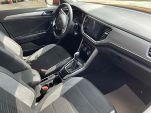 <span class=keywords><strong>Volkswagen</strong></span> <span class=keywords><strong>T</strong></span>-<span class=keywords><strong>ROC</strong></span> 2019 SUV Usata, Guida a Sinistra, <span class=keywords><strong>Auto</strong></span> di Seconda Mano per Esportazione - Product Image 6