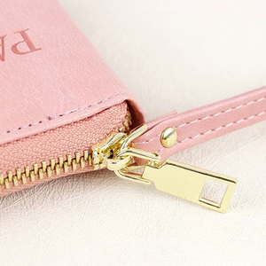 Multi <span class=keywords><strong>Card</strong></span> Slot Reiß verschluss Reisepass Brieftasche Tragbare Dokumenten abdeckung Karten halter Tasche PU Leder Pass halter - Product Image 3