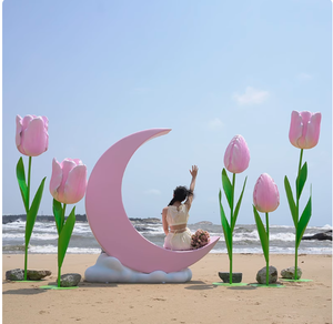 เครื่องประดับแกว่งไฟเบอร์กลาสเรซินกลางแจ้งขนาดใหญ่รูปปั้นดอกไม้สไตล์นางฟ้าดวงจันทร์สำหรับห้างสรรพสินค้าและโรงแรม - Product Image 1