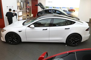 Tesla Model S <span class=keywords><strong>2023</strong></span> Usado, Auto Eléctrico de Lujo de Largo Alcance, Sedán EV con Doble Motor, Carga Rápida, Exportado de China a Países del Golfo - Product Image 4