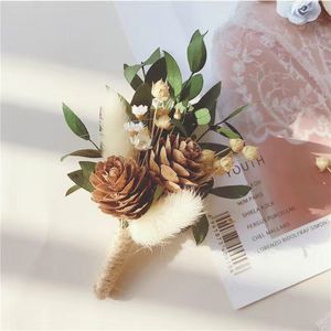 ช่อดอกไม้แห้งขนาดเล็ก-ดอกไม้ธรรมชาติคงสภาพ สำหรับตกแต่งของขวัญ DIY, ช่อดอกไม้ติดเสื้อสำหรับงานแต่งงาน และอุปกรณ์งานฝีมือช่อดอกไม้จิ๋วผูกมือ - Product Image 5