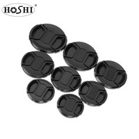Siyah Evrensel Merkezi Sıkıştırmalı Kamera Lens Kapağı Plastik Kapak, 49mm 52mm 55mm 58mm 62mm 67mm 72mm 77mm için Bağlantı İpi ile
