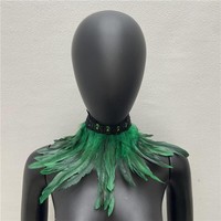 Collier ras du cou gothique en plumes naturelles, col en dentelle noire, accessoire de costume pour fête et cosplay, décoration de cou en plumes multicolores