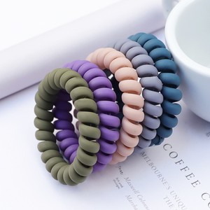 Coleteros en Espiral, Elásticos Medianos para Cabello Grueso, Multicolores, Sin Pliegues, Tipo Cable Telefónico, de Plástico, para Mujeres y Niñas - Product Image 1