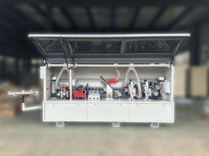 Machine automatique de baguage de bord de <span class=keywords><strong>PVC</strong></span> de travail du bois de panneau de MDF de meubles de <span class=keywords><strong>menuiserie</strong></span> de la Chine avec le pré-fraisage - Product Image 3