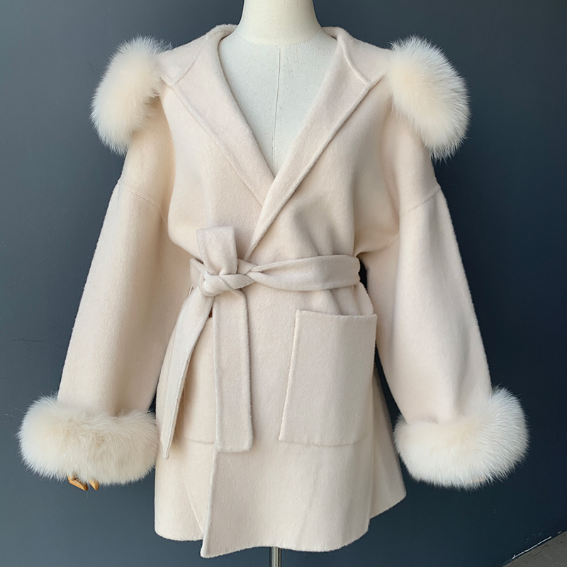 Bianco con polsini