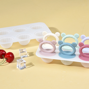 Molde de silicona para helados de bebé, 6 cavidades, con forma de oso, con mango para masticar, de grado alimenticio, para congelar puré de frutas, para hacer helados caseros para niños pequeños. - Product Image 6